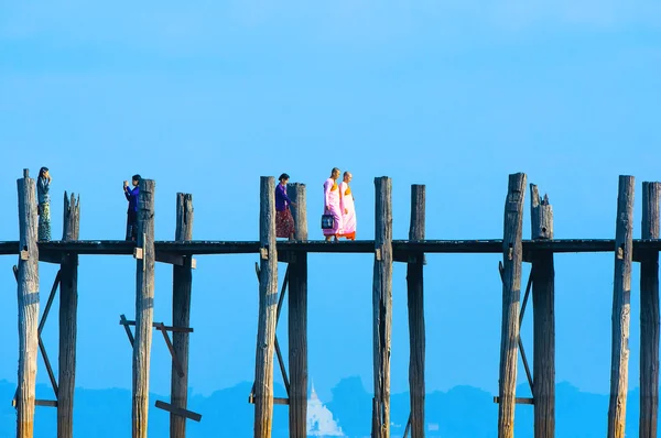 U-bein-Brücke — Stockfoto