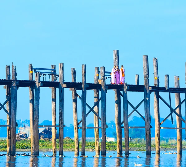 U-Bein Bridge — Stockfoto