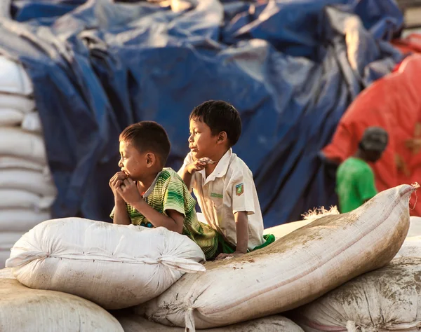 На окраине Мандалай — стоковое фото