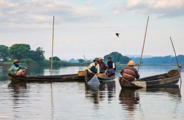 Balıkçılar, Balık tutmak