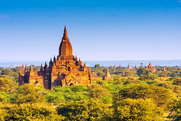 Antiche pagode a Bagan — Foto Stock