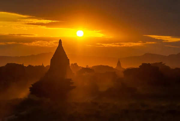 Gamle pagoder i Bagan – stockfoto