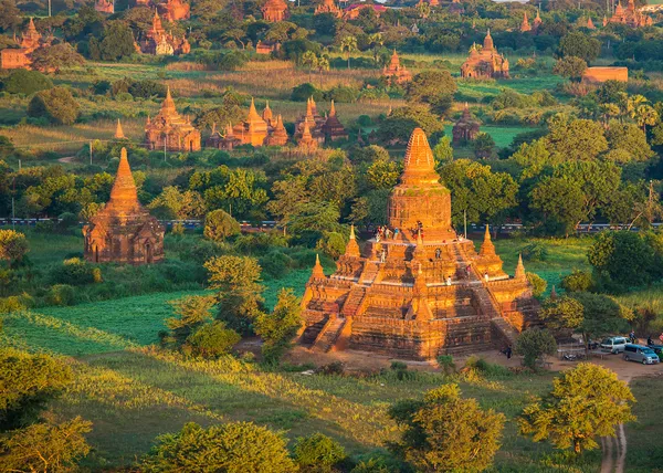 Antiche pagode a Bagan — Foto Stock