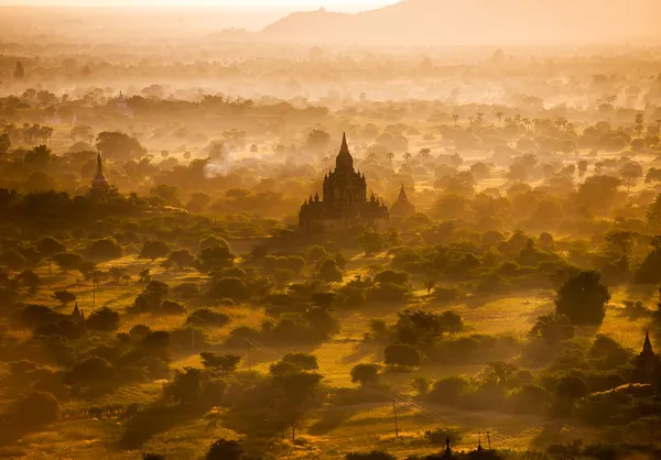 Antiguas pagodas en Bagan —  Fotos de Stock