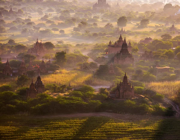 Oude pagodes in bagan — Stockfoto