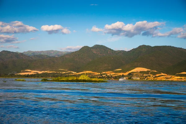 Lago, Myanmar — Foto de Stock