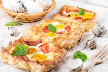 Bıldırcın yumurta Pie