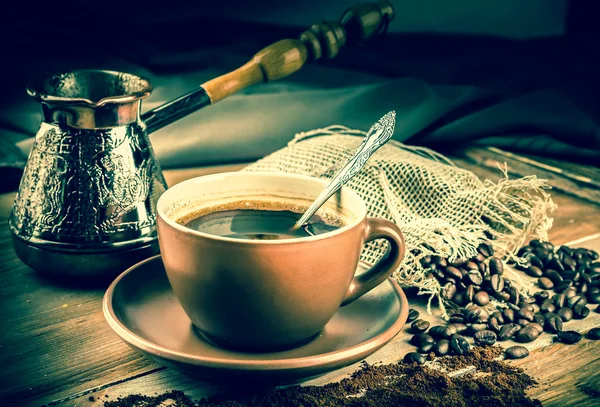 Taza de café y turco — Foto de Stock