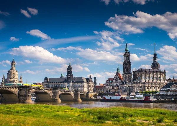 A antiga cidade de Dresden, Alemanha — Fotografia de Stock