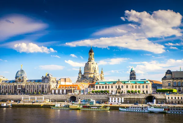 A antiga cidade de Dresden, Alemanha — Fotografia de Stock