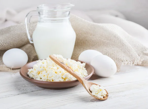 Latte, cagliata e uova — Foto Stock