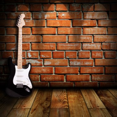 Odada elektro gitar