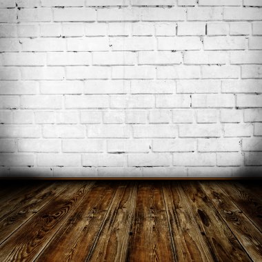 İç odada grunge duvarı var.