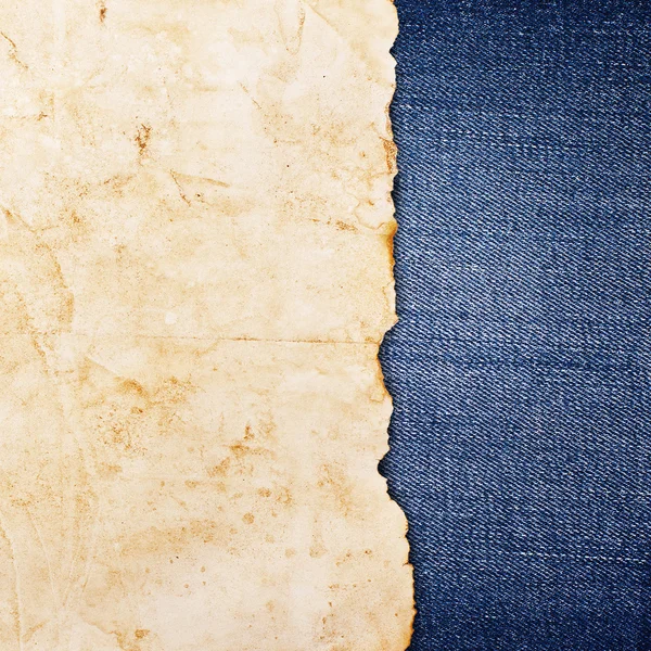 Papel vintage sobre fundo jeans azul — Fotografia de Stock