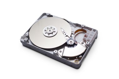 Disk sürücüsü beyaz arkaplanda izole edildi