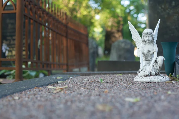 Escultura de um anjo — Fotografia de Stock