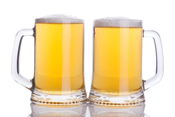 Tazas de cerveza — Foto de Stock