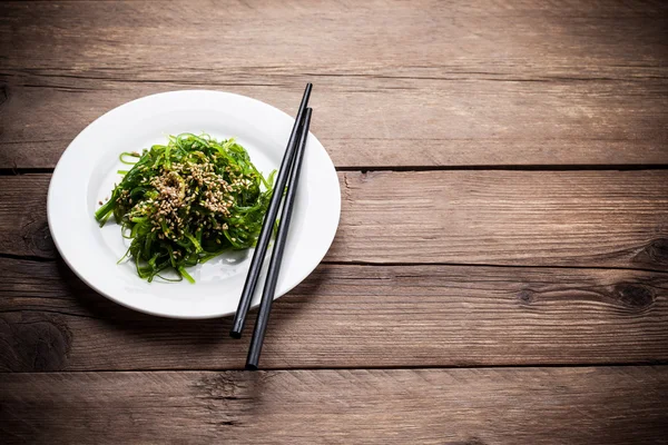 Salada de algas japonesas Chuka Wakame — Fotografia de Stock