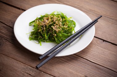 Japon chuka wakame deniz yosunu salata