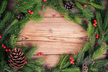 Noel ağacı dalları dekorasyon ile