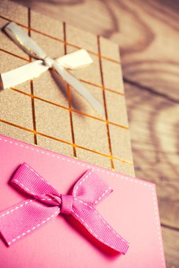 Renkli hediye kutuları