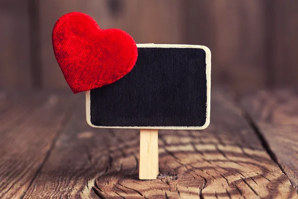 Blackboard with red heart — Stock Photo, Image