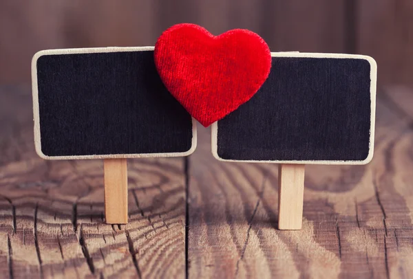 Blackboard with red heart — Stock Photo, Image