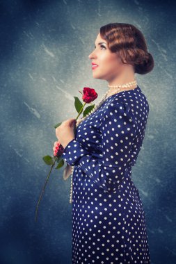 Retro rose kadınla