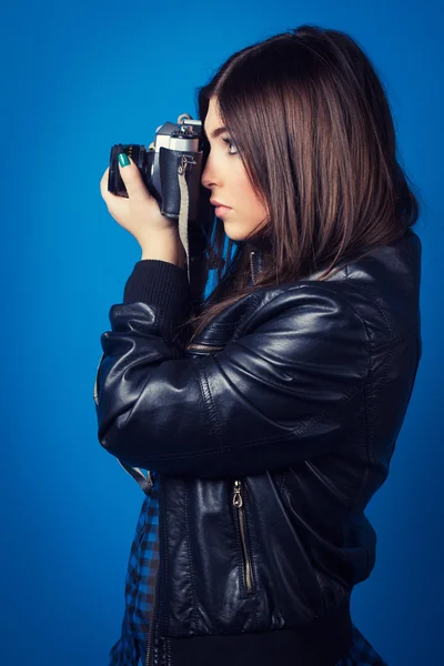 Female taking picture — Stock Photo, Image