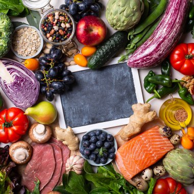 Temiz ve esnek Akdeniz diyeti için sağlıklı yiyecek çeşitleri