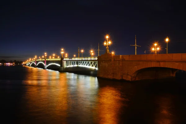 Санкт-Петербург, Троїцький міст — стокове фото