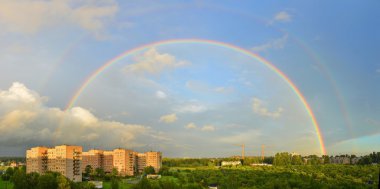St. petersburg, fırtınadan sonra gökkuşağı