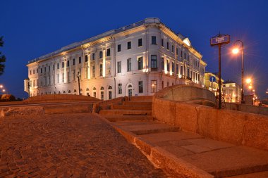 Saint petersburg, üst kuğu Köprüsü