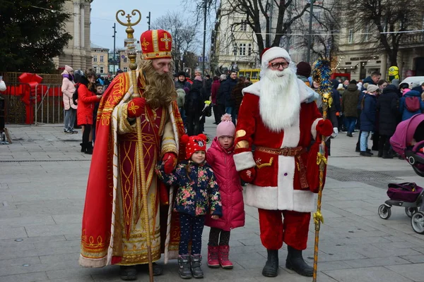 Lviv Ukraine Dezember 2021 Nikolaus Auf Dem Lemberger Weihnachtsmarkt 2021 — Stockfoto