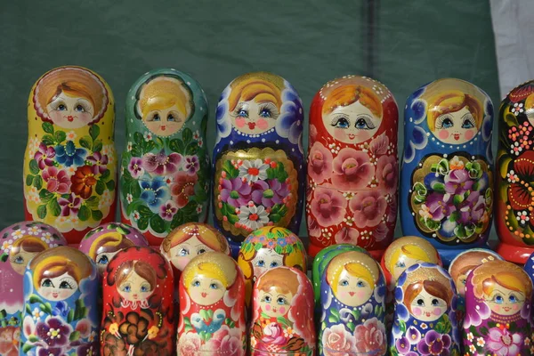 러시아의 Babushkas Magenyoshkas Group Russian Nesting Dolls Matroska 전통적 Kirov — 스톡 사진