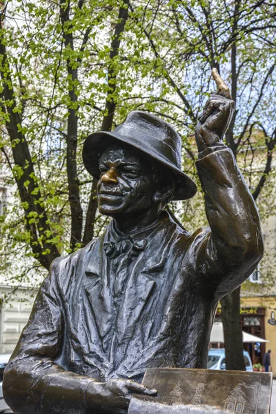 Lviv Ukraine 2014 Statue Nikifor Lviv Ukraine Peintre Polonais Nikifor — Photo