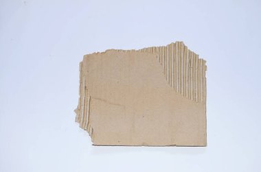 Kraft karton kaplama. Karton yırtılmış kenar.