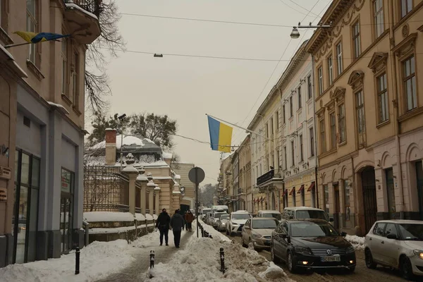 Lviv Ucrania Enero 2022 Coches Cubiertos Nieve Después Nevada Día — Foto de Stock