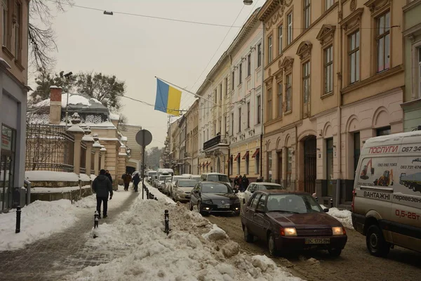 Lviv Ucrania Enero 2022 Coches Cubiertos Nieve Después Nevada Día — Foto de Stock
