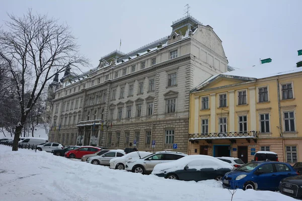 Λβιβ Ουκρανία Ιανουάριος 2022 Χιονο Σκεπασμένα Αυτοκίνητα Μετά Από Χιονόπτωση — Φωτογραφία Αρχείου