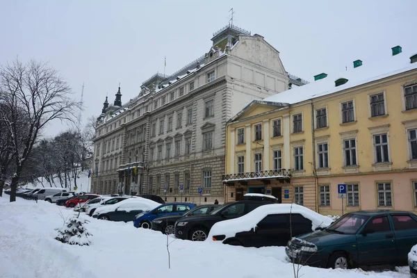 Lviv Ucrania Enero 2022 Coches Cubiertos Nieve Después Nevada Día — Foto de Stock