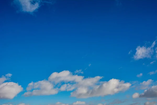 Mraky Modrou Oblohou Cloud Obloha Krásná Modrými Bílými Mraky Pozadí — Stock fotografie