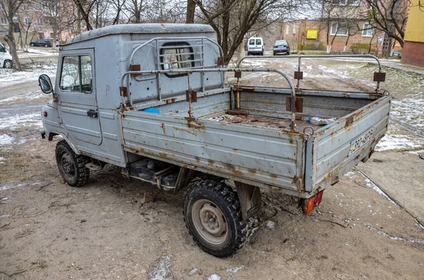 Vintage Soviétique Lance-roquettes Véhicule blindé Camion de