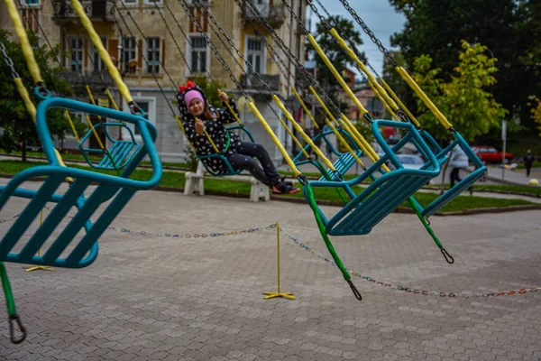 Ντρογκόμπιτς Περιφέρεια Lviv Ουκρανία Σεπτέμβριος 2021 Carousel Παιδικά Καθίσματα Τρέχουν — Φωτογραφία Αρχείου