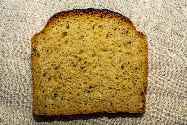 Белую Буханку Хлеба Ржавчину Семена Хлеба Нарезанная Буханка Хлеба Доске — стоковое фото