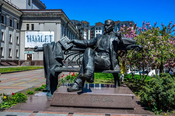 Rivne Ukraina Maj 2021 Monument Till Ulas Samchuk Ukrainsk Utlandsstationerad — Stockfoto