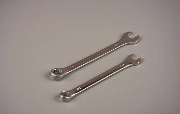 Schraubenschlüssel Metall Industrieller Hintergrund Werkzeugset Mit Schraubenschlüssel Schlüsselsatz Verschiedenen Größen — Stockfoto