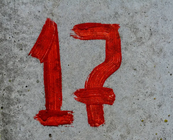 Estacionamento Número Com Pintura Tela Concreto Vermelho Número Escrito Com — Fotografia de Stock