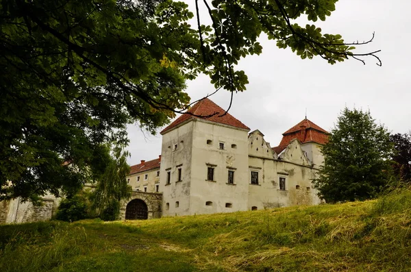 Svirzh Ukraine July 2022 Facade Medieval Castle Svirzh Ukraine Famous —  Fotos de Stock