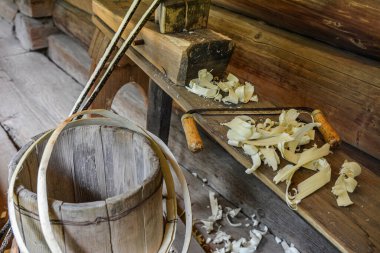 Cooper 'ın işyeri. Fıçı ve işbirliği yapmak için geri dönüş araçları.